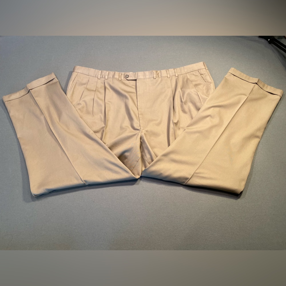RSM, Rochester big and tall men’s 51”, Cotten khakis, pleated‎ front, cuffed.